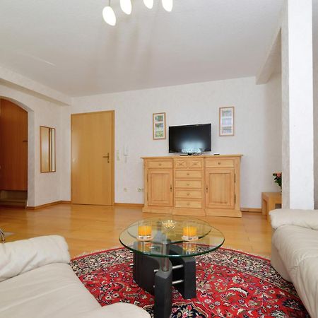 Apartment With Garden In Eimelrod Willingen  Kültér fotó