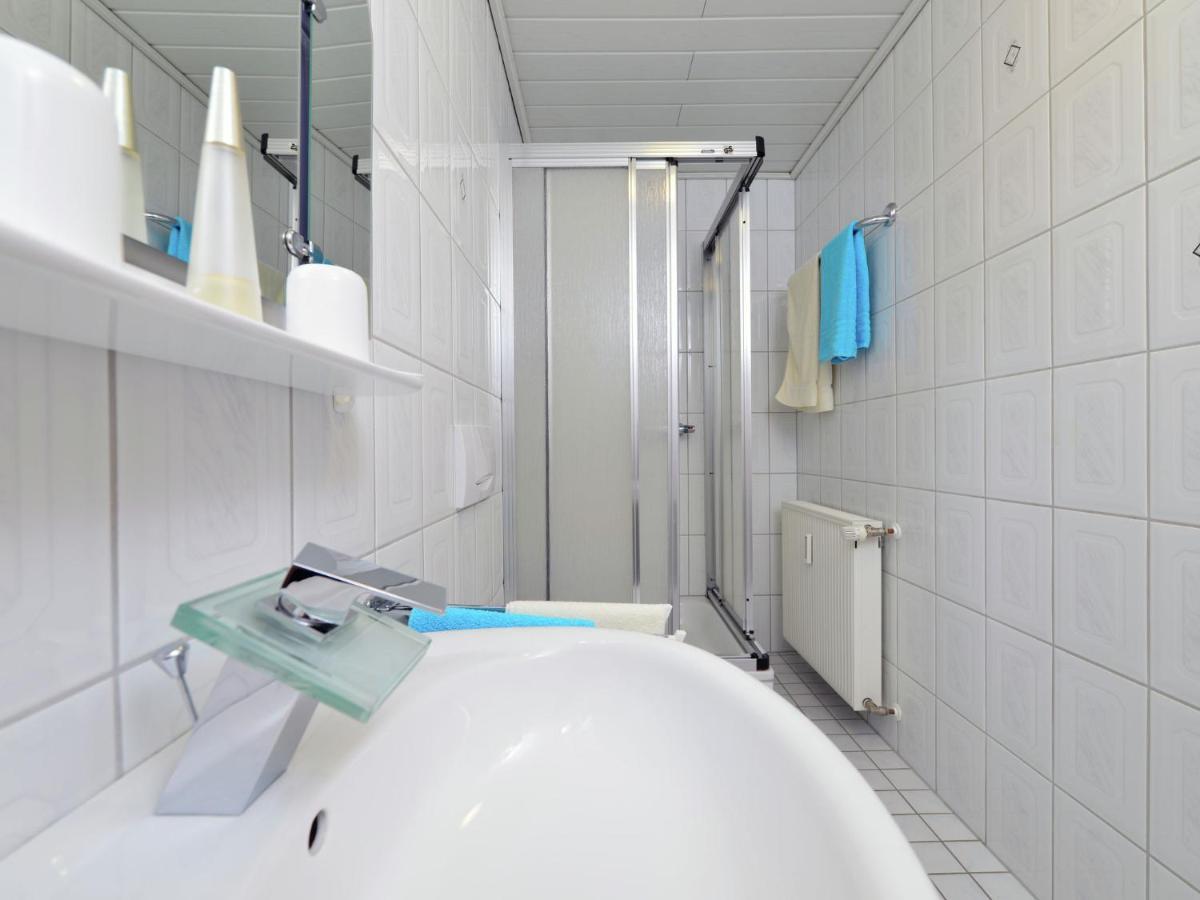 Apartment With Garden In Eimelrod Willingen  Kültér fotó